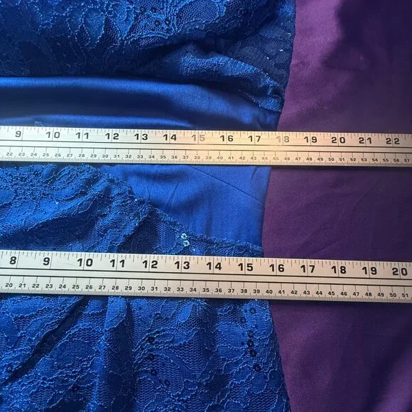 📌Ronni Nicole Lace Unique Layered Evening Dress Perfect For Any Formal Occasion - Picture 11 of 16